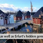 Ihr Rueckzugsort In - Grosszuegiges Altbau-apartment Mit 2sz, Kingsize Betten, Nobilia Kueche, 55 Zoll Smart-tv, 250mbts Wifi, Kostenloses Parken - Nur Wenige Minuten Vom Zentrum Und Nordstrand Entfernt - Kostenloser Waschraum Im Gebaeude Διαμέρισμα *