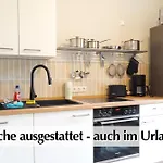 Appartement Ihr Rueckzugsort In - Grosszuegiges Altbau-apartment Mit 2sz, Kingsize Betten, Nobilia Kueche, 55 Zoll Smart-tv, 250mbts Wifi, Kostenloses Parken - Nur Wenige Minuten Vom Zentrum Und Nordstrand Entfernt - Kostenloser Waschraum Im Gebaeude *