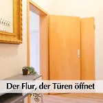 Ihr Rueckzugsort In - Grosszuegiges Altbau-apartment Mit 2sz, Kingsize Betten, Nobilia Kueche, 55 Zoll Smart-tv, 250mbts Wifi, Kostenloses Parken - Nur Wenige Minuten Vom Zentrum Und Nordstrand Entfernt - Kostenloser Waschraum Im Gebaeude * Erfurt