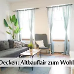 Ihr Rueckzugsort In - Grosszuegiges Altbau-apartment Mit 2sz, Kingsize Betten, Nobilia Kueche, 55 Zoll Smart-tv, 250mbts Wifi, Kostenloses Parken - Nur Wenige Minuten Vom Zentrum Und Nordstrand Entfernt - Kostenloser Waschraum Im Gebaeude 아파트