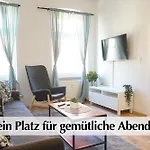 Ihr Rueckzugsort In - Grosszuegiges Altbau-apartment Mit 2sz, Kingsize Betten, Nobilia Kueche, 55 Zoll Smart-tv, 250mbts Wifi, Kostenloses Parken - Nur Wenige Minuten Vom Zentrum Und Nordstrand Entfernt - Kostenloser Waschraum Im Gebaeude Appartement Erfurt