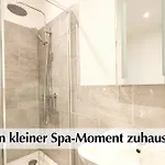 Ihr Rueckzugsort In - Grosszuegiges Altbau-apartment Mit 2sz, Kingsize Betten, Nobilia Kueche, 55 Zoll Smart-tv, 250mbts Wifi, Kostenloses Parken - Nur Wenige Minuten Vom Zentrum Und Nordstrand Entfernt - Kostenloser Waschraum Im Gebaeude * Ερφούρτη