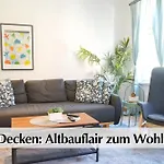Ihr Rueckzugsort In - Grosszuegiges Altbau-apartment Mit 2sz, Kingsize Betten, Nobilia Kueche, 55 Zoll Smart-tv, 250mbts Wifi, Kostenloses Parken - Nur Wenige Minuten Vom Zentrum Und Nordstrand Entfernt - Kostenloser Waschraum Im Gebaeude Διαμέρισμα