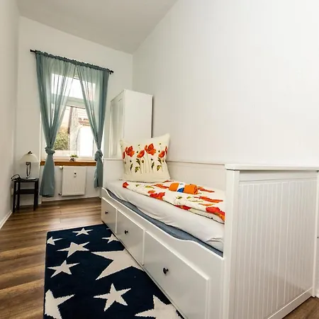 Grossraum-apartments Mit 2sz, Wz, Kueche, Smart-tv, Parken, Etc Erfurt