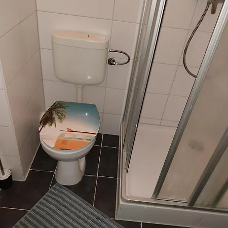 Ihr Rueckzugsort In - Grosszuegiges Altbau-apartment Mit 2sz, Nobilia Kueche, Smart-tv, 250mbts Wifi, Kostenloses Parken - Nur Wenige Minuten Vom Zentrum Und Nordstrand Entfernt - Kostenloser Waschraum Im Gebaeude Appartement *