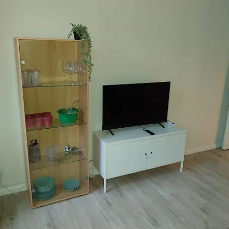 Ihr Rueckzugsort In - Grosszuegiges Altbau-apartment Mit 2sz, Nobilia Kueche, Smart-tv, 250mbts Wifi, Kostenloses Parken - Nur Wenige Minuten Vom Zentrum Und Nordstrand Entfernt - Kostenloser Waschraum Im Gebaeude Appartamento *