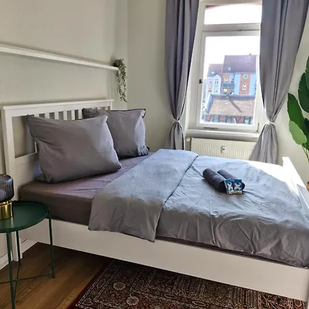 Apartment Grossraum-apartments Mit 2sz, Wz, Kueche, Smart-tv, Parken, Etc *