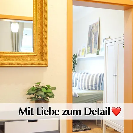 Ihr Rueckzugsort In - Grosszuegiges Altbau-apartment Mit 2sz, Nobilia Kueche, Smart-tv, 250mbts Wifi, Kostenloses Parken - Nur Wenige Minuten Vom Zentrum Und Nordstrand Entfernt - Kostenloser Waschraum Im Gebaeude Appartement