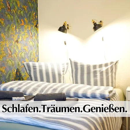 Apartment Grossraum-apartments Mit 2sz, Wz, Kueche, Smart-tv, Parken, Etc Erfurt
