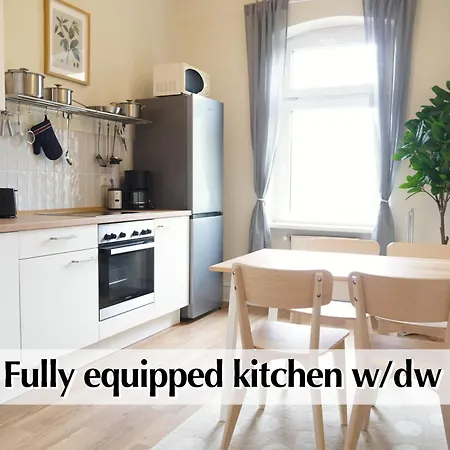 Ihr Rueckzugsort In - Grosszuegiges Altbau-apartment Mit 2sz, Nobilia Kueche, Smart-tv, 250mbts Wifi, Kostenloses Parken - Nur Wenige Minuten Vom Zentrum Und Nordstrand Entfernt - Kostenloser Waschraum Im Gebaeude Appartement *