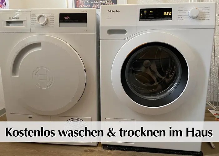 Ihr Rückzugsort In - Großzügiges Altbau-apartment Mit 2sz, Wz, Küche, Smart-tv, Parken, Wifi, Etc Apartment