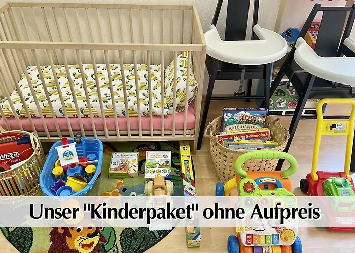 Ihr Rückzugsort In - Großzügiges Altbau-apartment Mit 2sz, Wz, Küche, Smart-tv, Parken, Wifi, Etc Apartment *