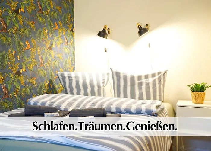 Apartment Ihr Rückzugsort In - Großzügiges Altbau-apartment Mit 2sz, Wz, Küche, Smart-tv, Parken, Wifi, Etc Erfurt